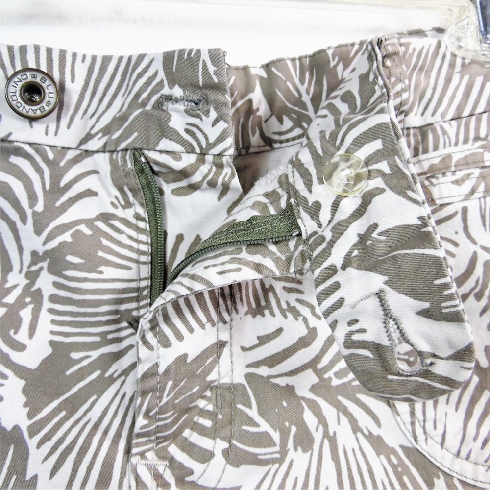 Bandolinoblu Fern Pattern Shorts - Picture 6 of 8